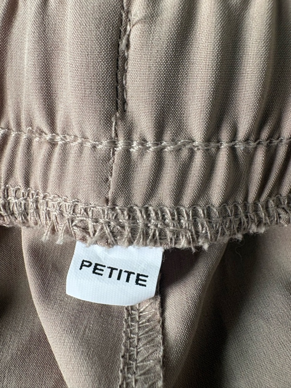 Albion Jetsetter Cargo Joggers in Cobblestone - Picture 4 of 7